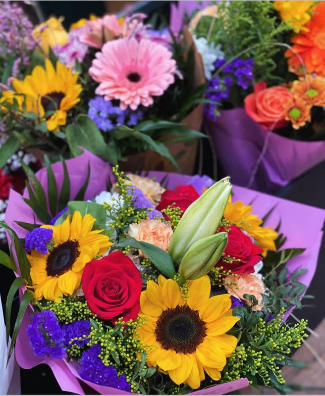 Ramo Flores Variadas Coloridas